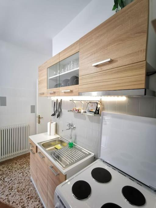Athens Paradise Apartament 50 Sqm Near To Metro #2 Bagian luar foto